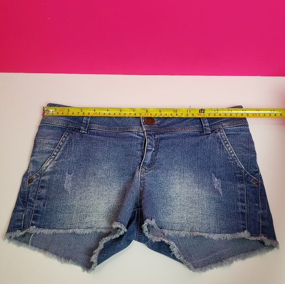 Milk blues authentic short - Picture 1 of 8